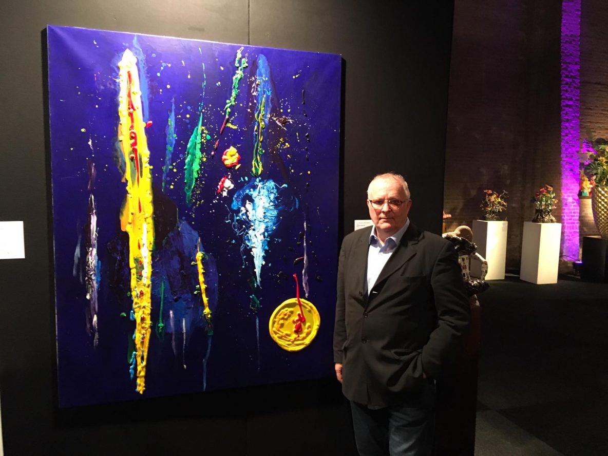 Tom at art fair